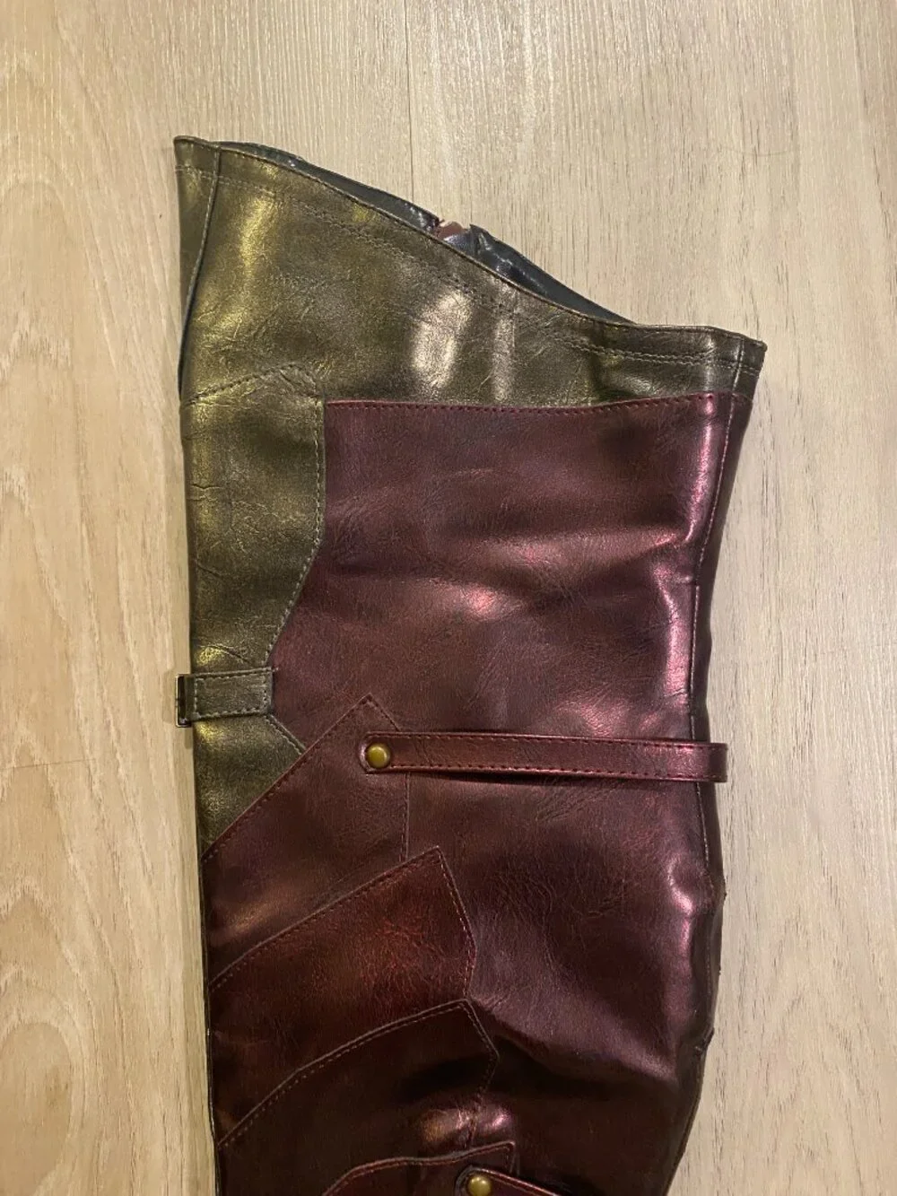 Ellie Over The Knee PlatformHeel Boots Metallic Burgundy Size 7 (Fits a 6) Y2K